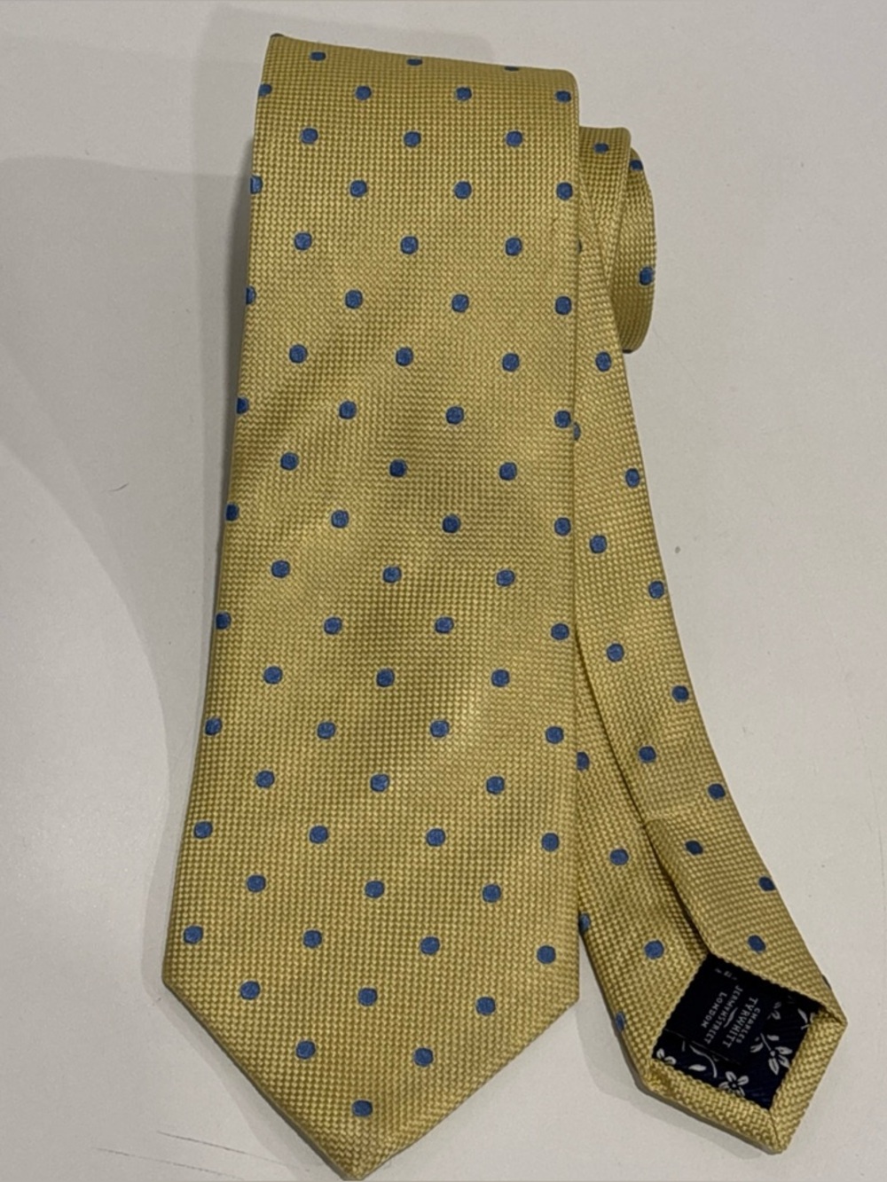 🇬🇧 Charles Tyrwhitt Mens Yellow With Blue Polka Dot 100% Silk Tie 60x3.25
